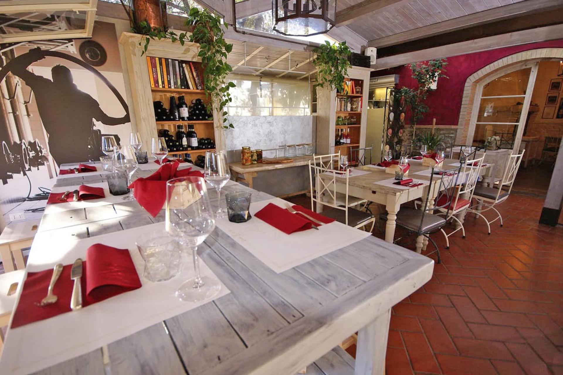 Agriturismo Tuscany Agriturismo with restaurant near the Tuscan coast