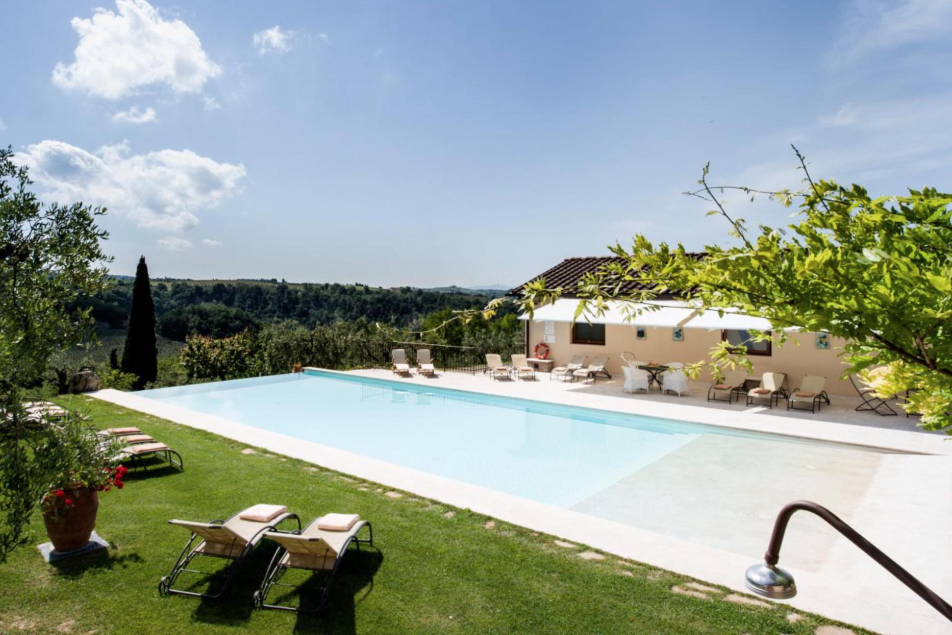 Agriturismo Tuscany Nice winery for families in Tuscany