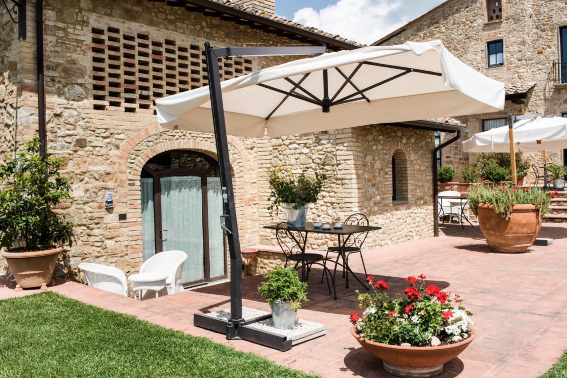 Agriturismo Tuscany Nice winery for families in Tuscany