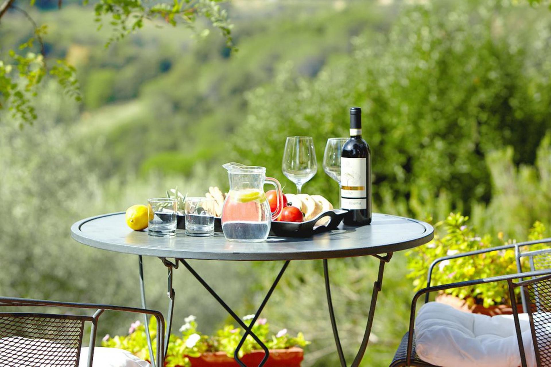 Luxury agriturismo near San Gimignano in Tuscany