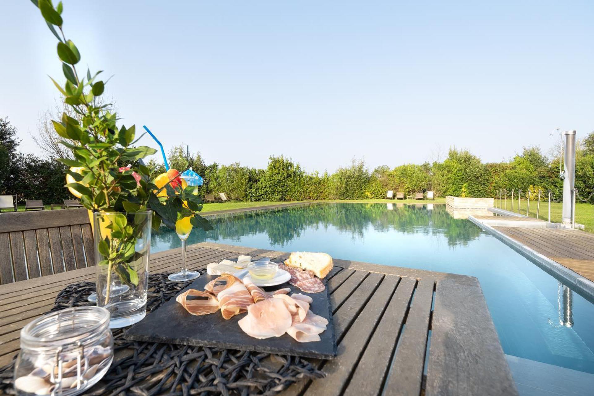 Luxury residence with heated swimming pool