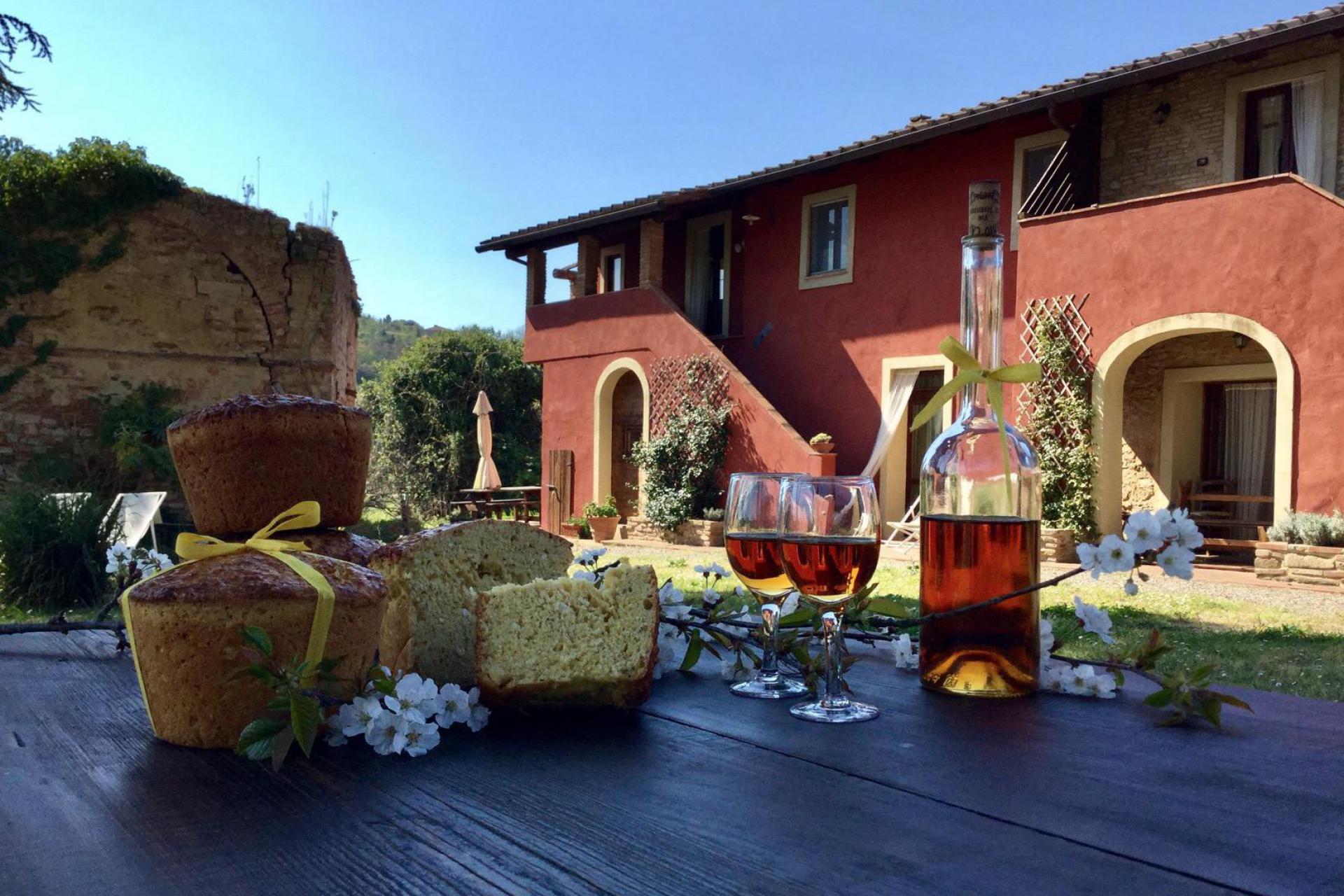 Child-friendly agriturismo in Tuscany with restaurant