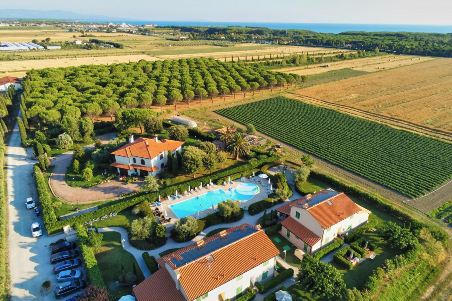 Agriturismo within walking distance of the sea