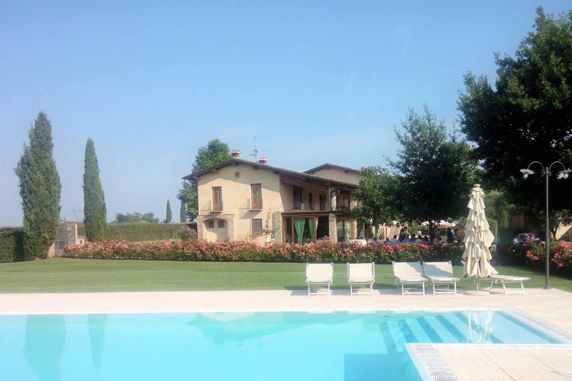 Small and cozy agriturismo near lake Garda