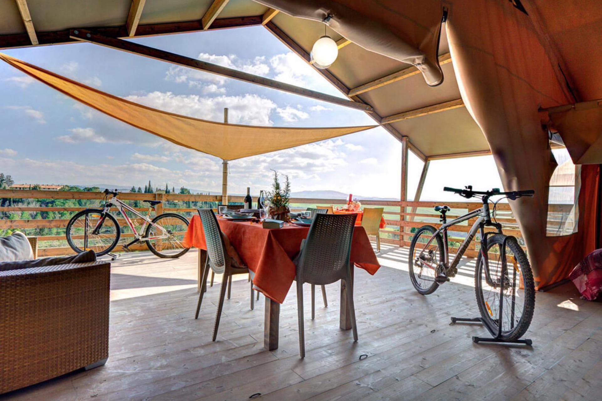 Family friendly glamping in Tuscany