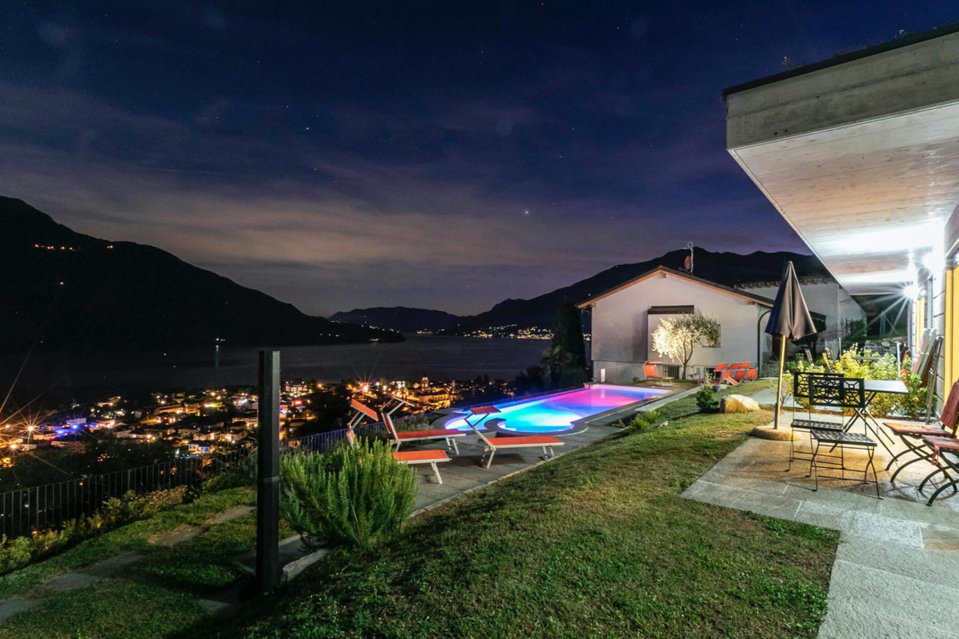 Small residence with unique view of Lake Como