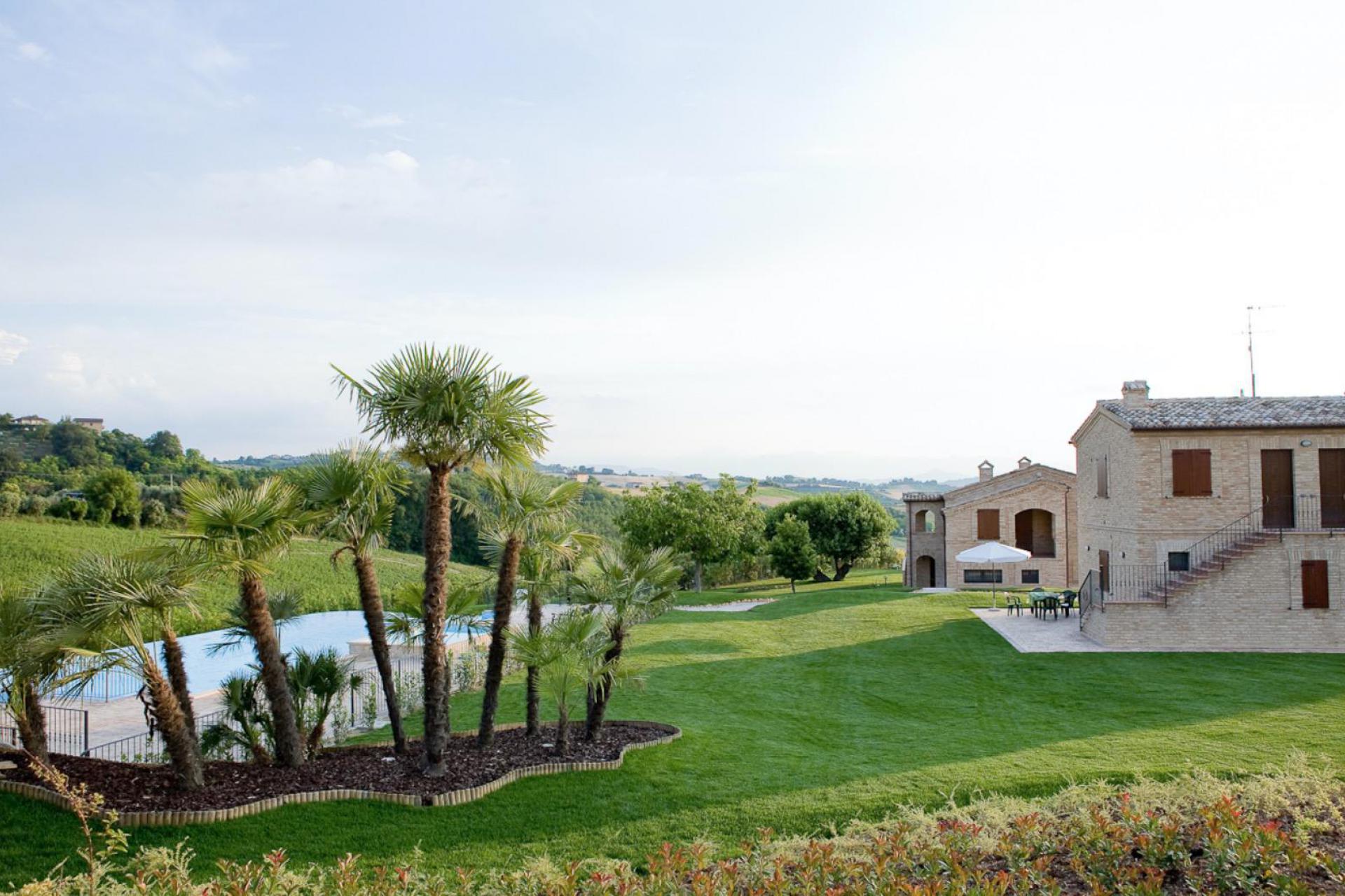 Peaceful, family-friendly agriturismo in the Marche