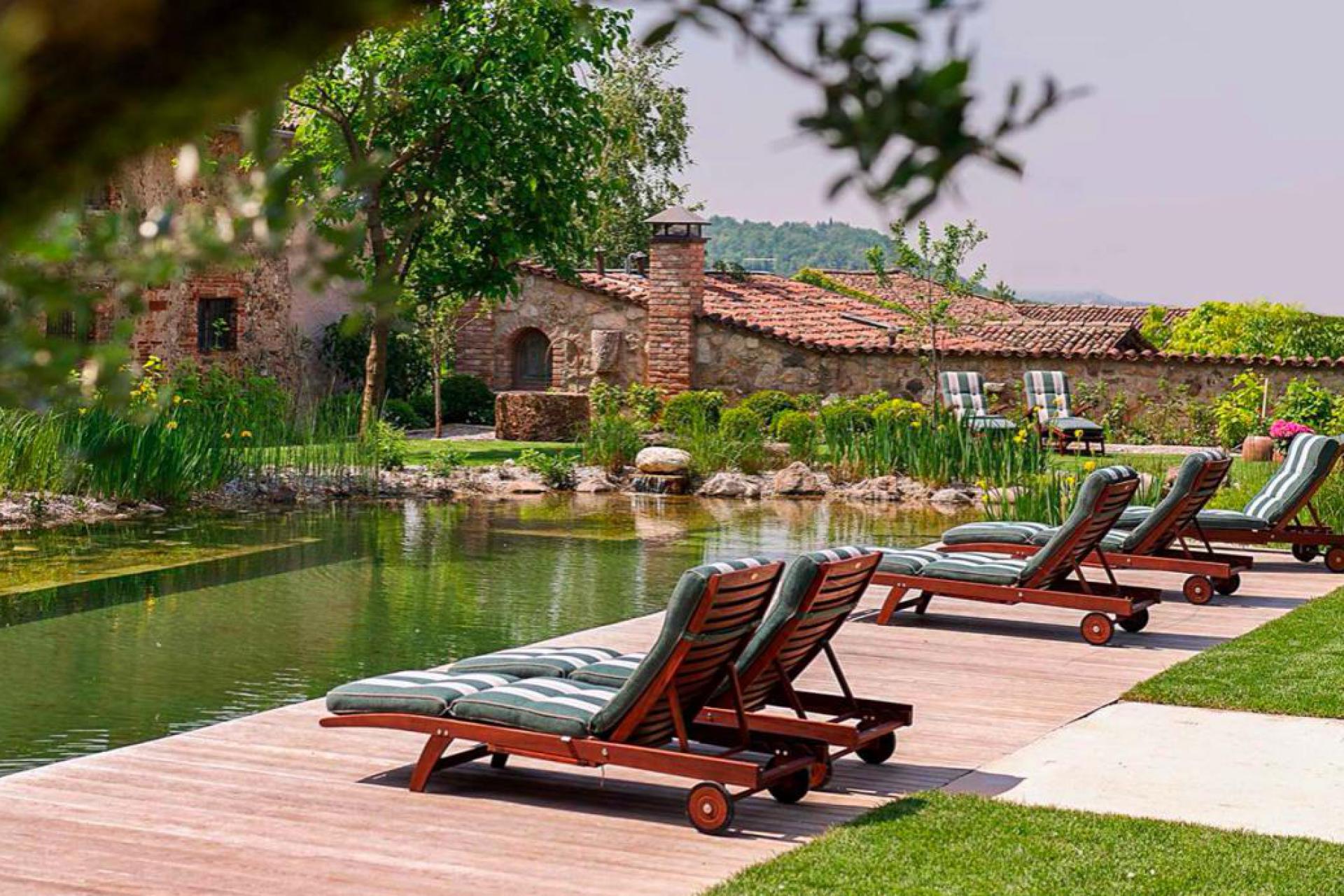 Country hotel Lake Garda, a luxurious oasis of peace