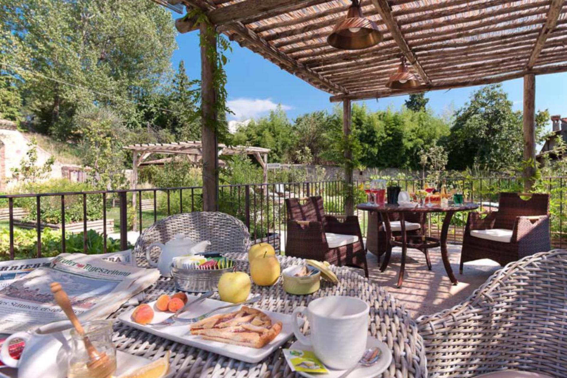 Country hotel Lake Garda, a luxurious oasis of peace