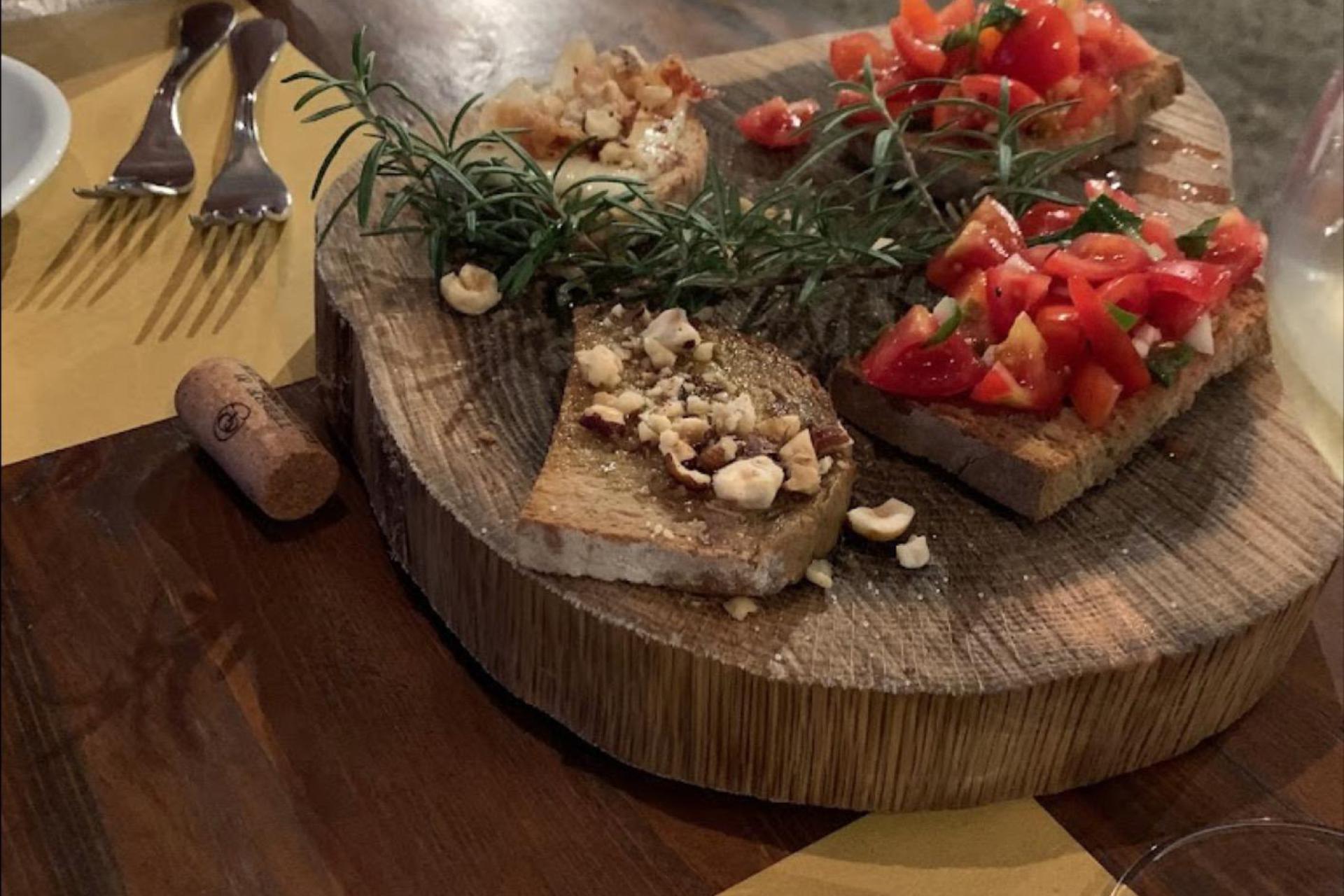 Child-friendly agriturismo in Tuscany with restaurant