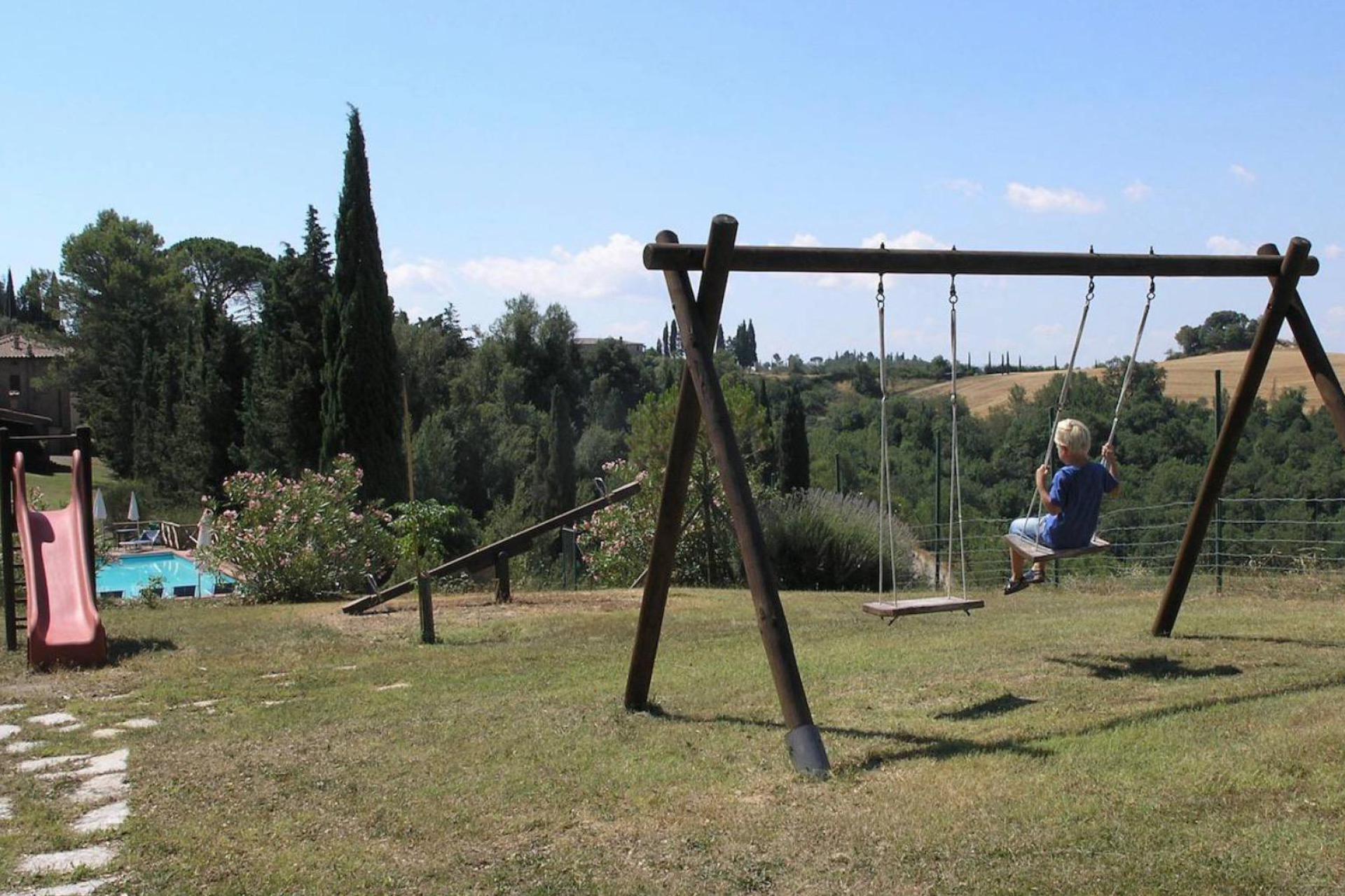 Cozy family-friendly agriturismo near Siena