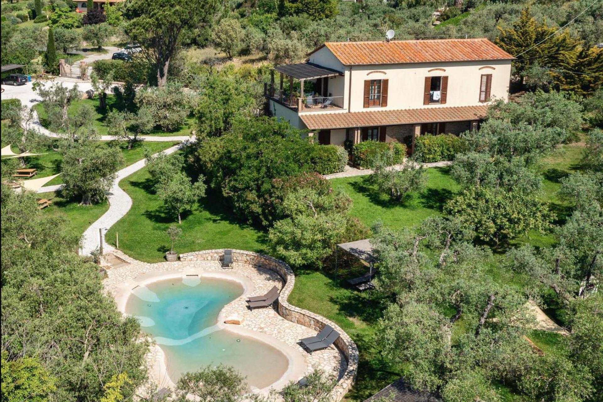 Agriturismo Tuscany, in olive grove near the sea