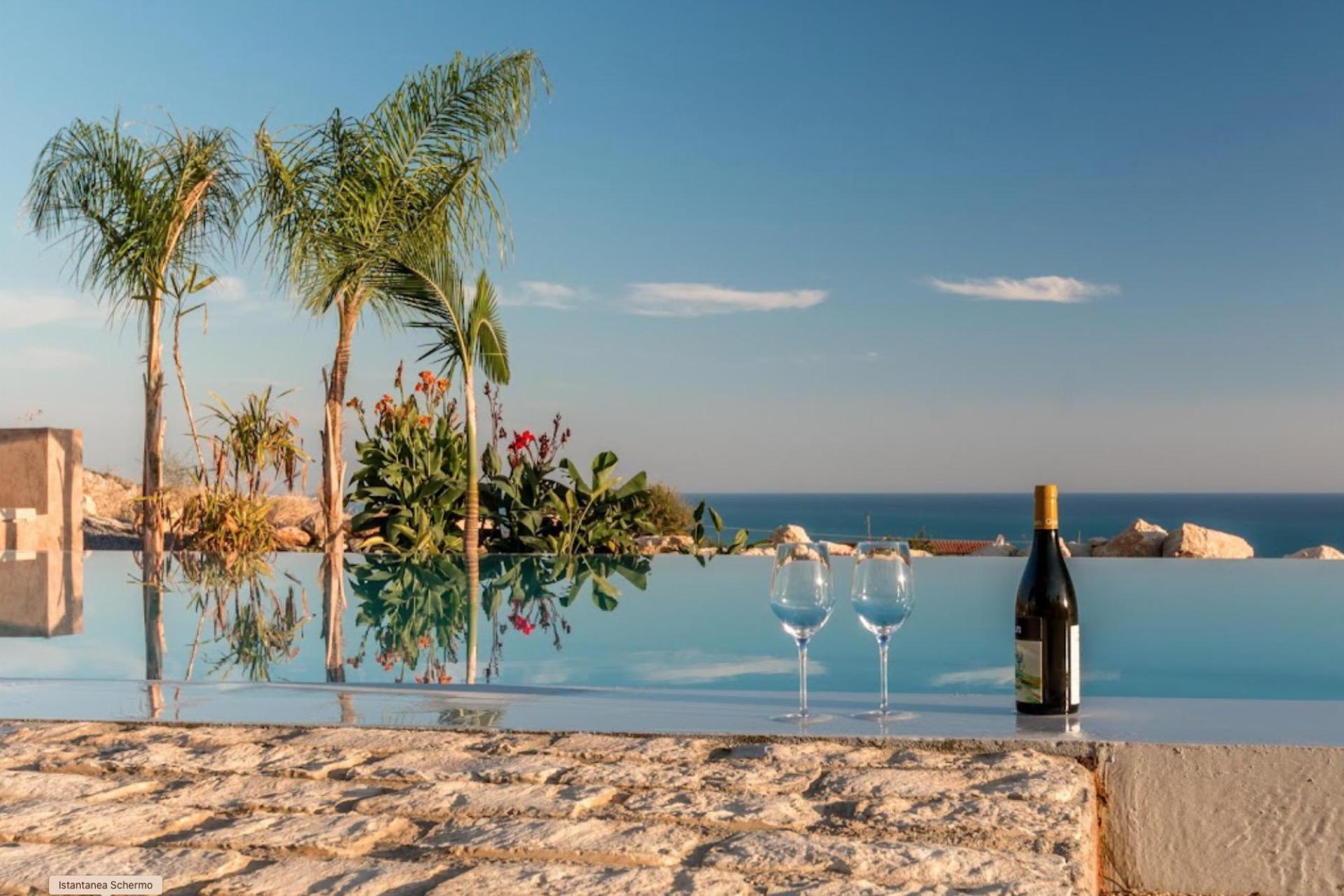 Great Sicilian hospitality and sea views!