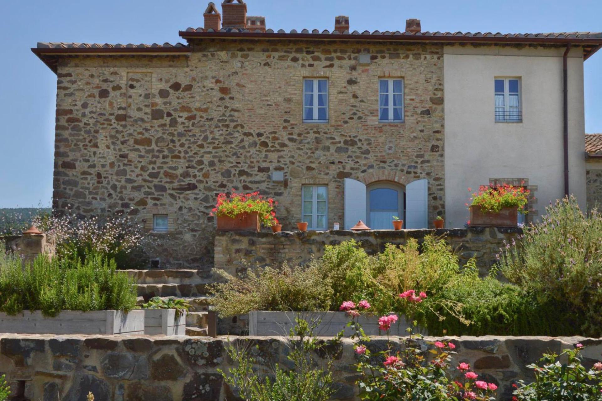 Luxury rooms in a beautiful B&B near Montalcino