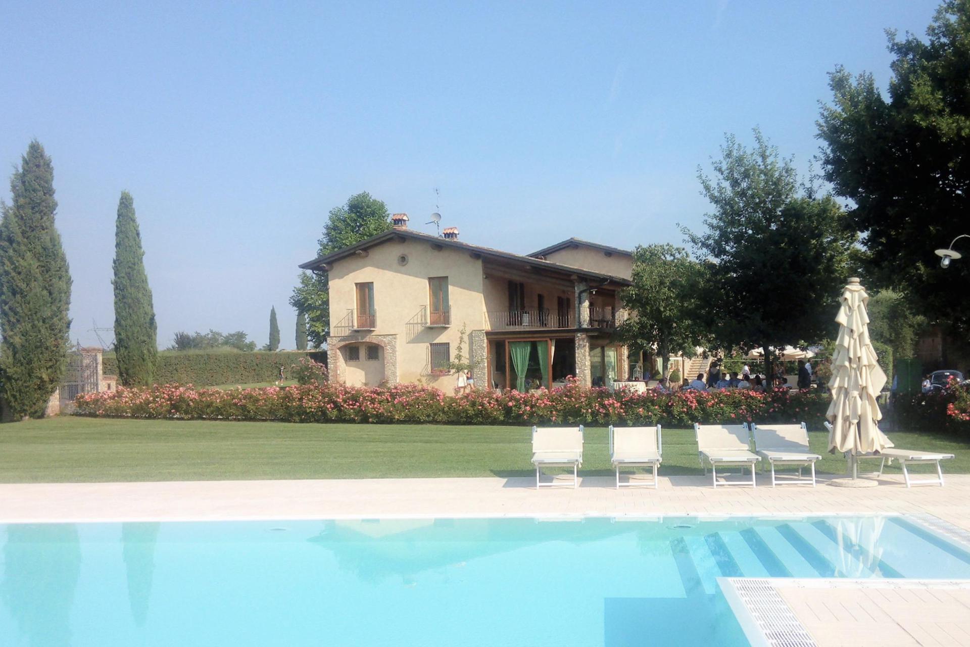 Small and cozy agriturismo near lake Garda