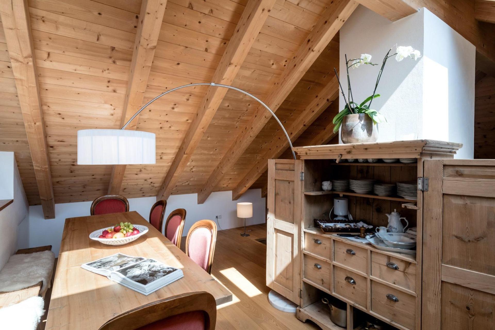 Luxury agriturismo with B&B rooms and Sudtiroler hospitality
