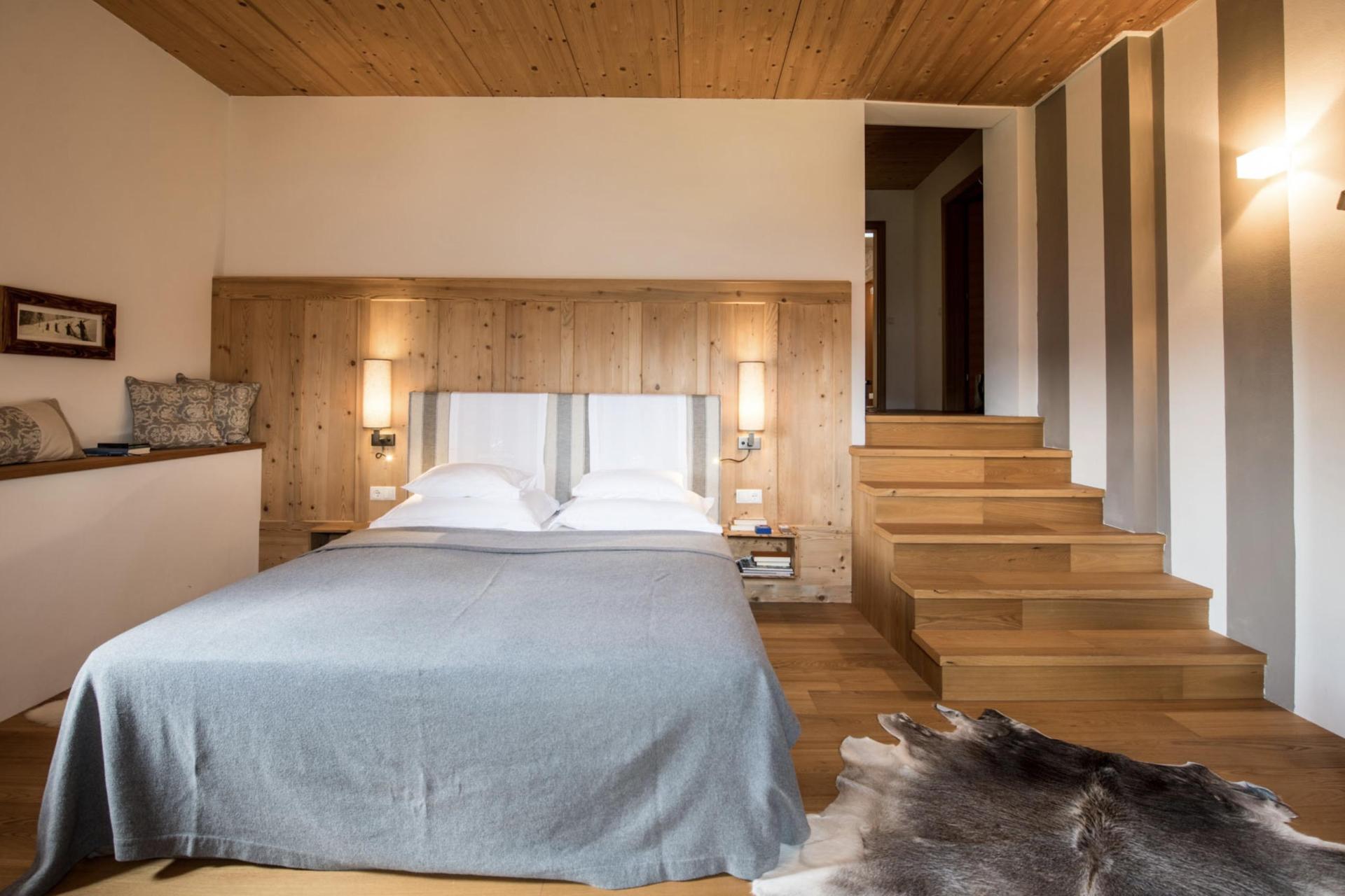 Luxury agriturismo with B&B rooms and Sudtiroler hospitality
