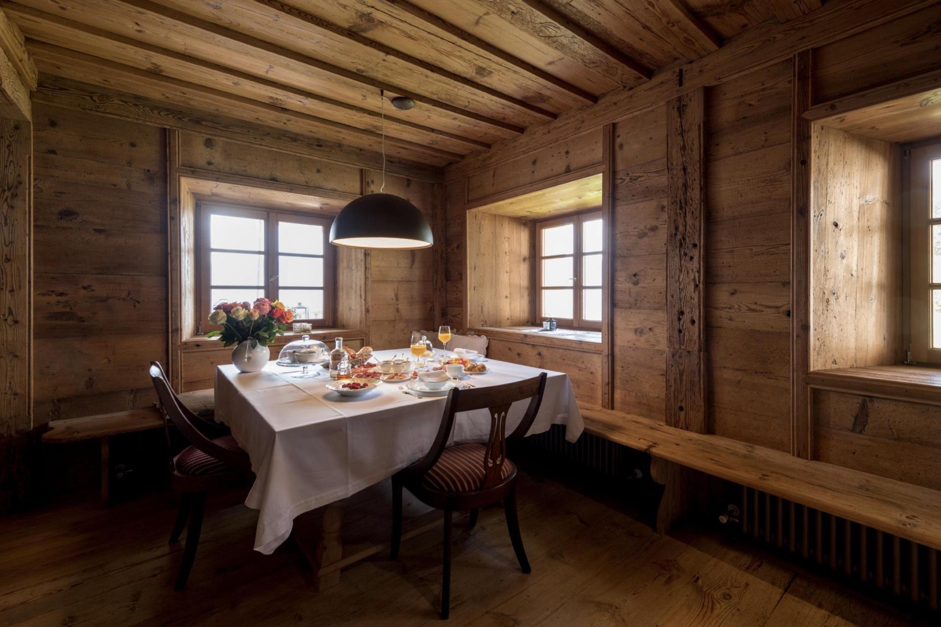 Luxury agriturismo with B&B rooms and Sudtiroler hospitality