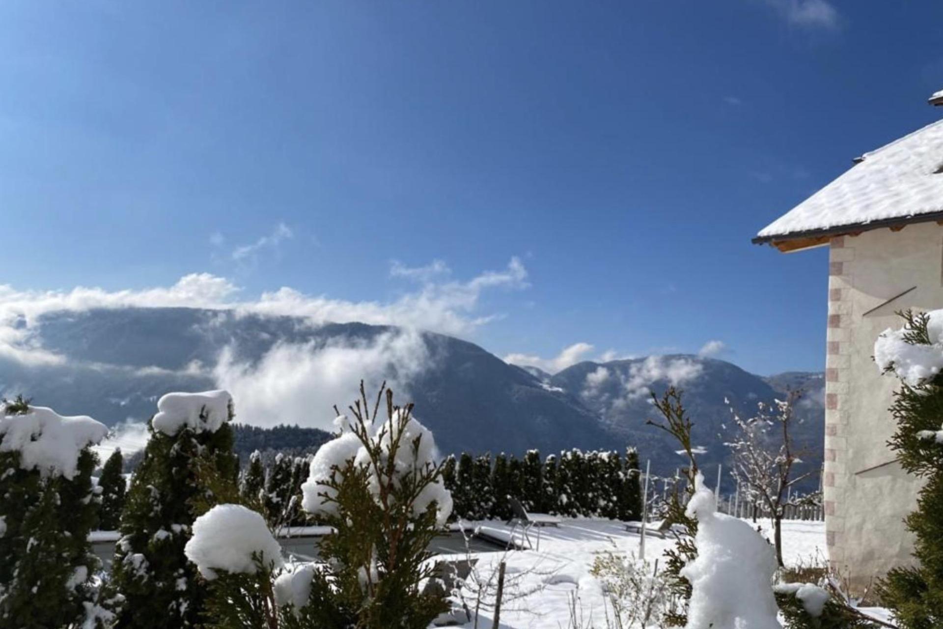Luxury agriturismo with B&B rooms and Sudtiroler hospitality