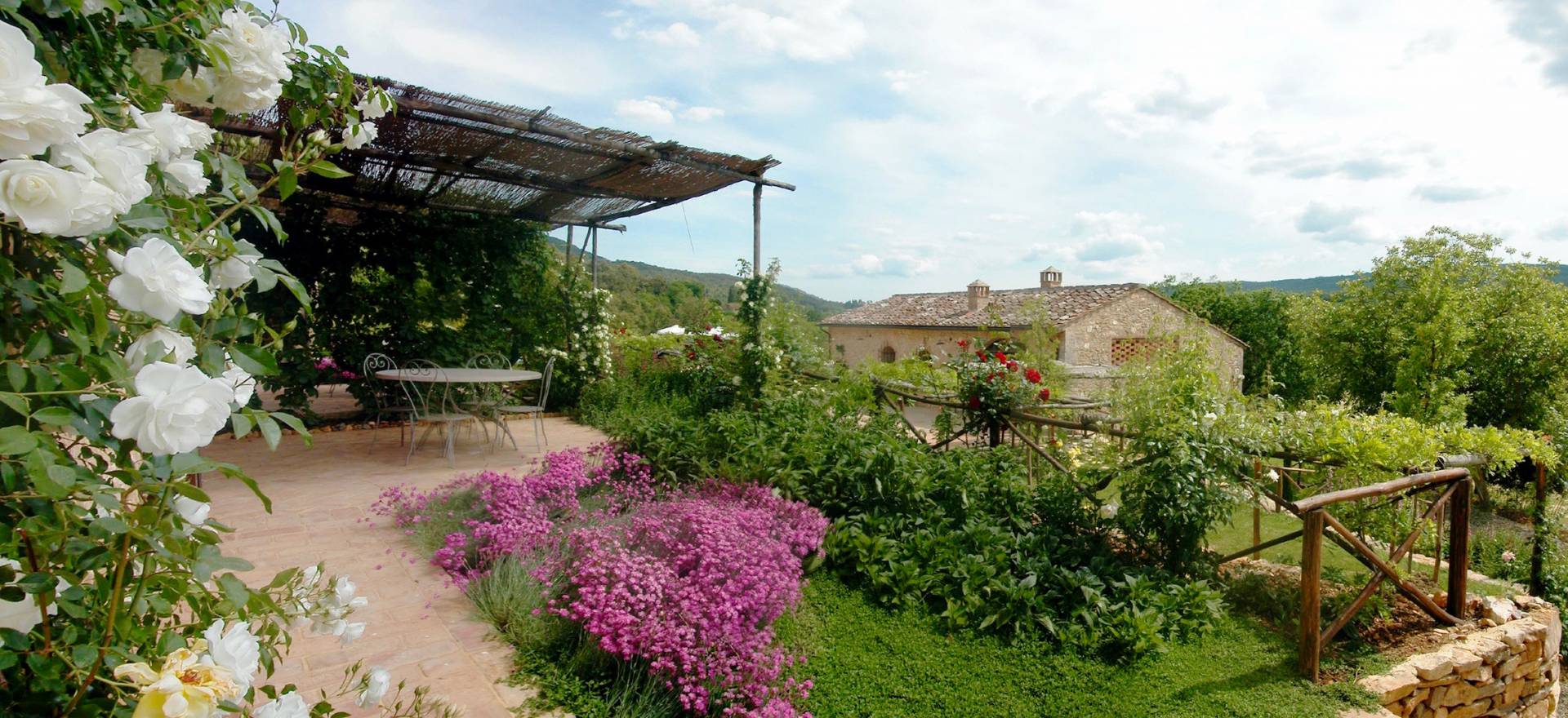Agriturismo Tuscany Agriturismo - Farmhouse for lovers of peace and comfort in Tuscany