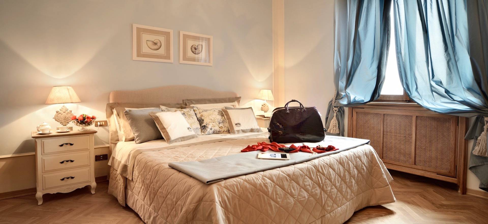 Agriturismo Tuscany Agriturismo in stately villa between Florence and Lucca