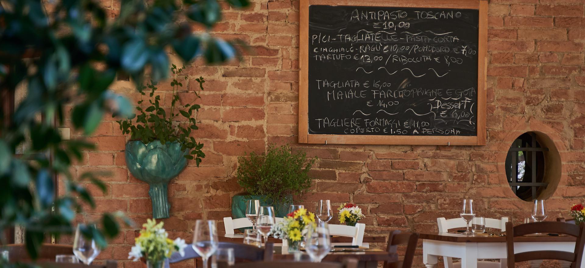 Agriturismo Tuscany Agriturismo in Tuscany with great views