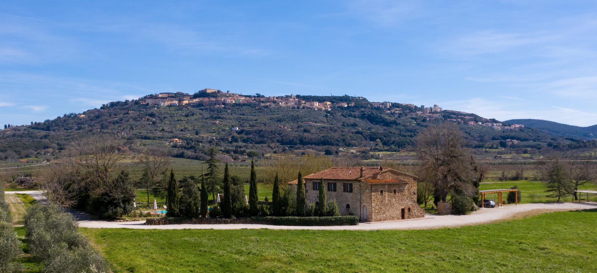Agriturismo Tuscany Agriturismo Tuscany with 5 pools and the beach 20 minutes away