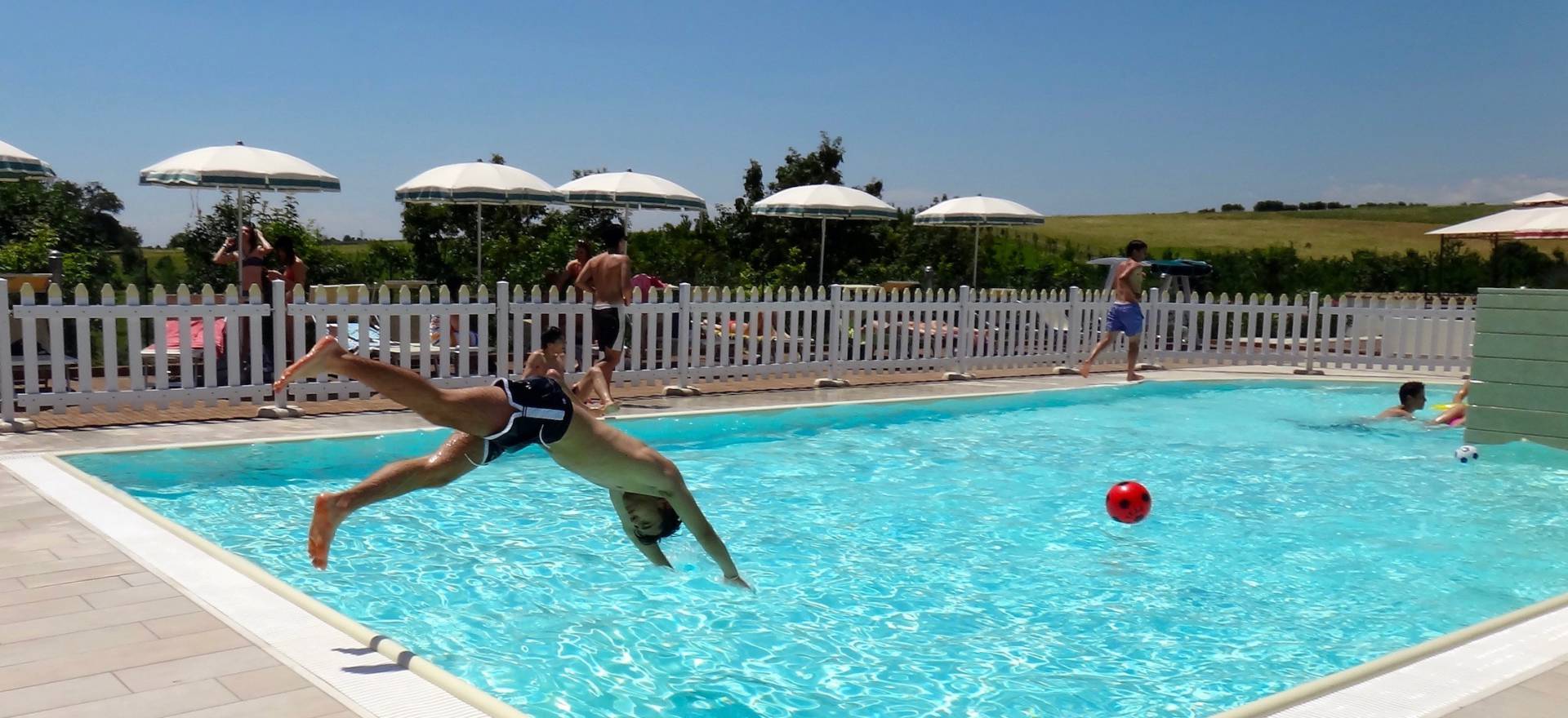 Agriturismo Marche Child-friendly agriturismo Marche with sea view
