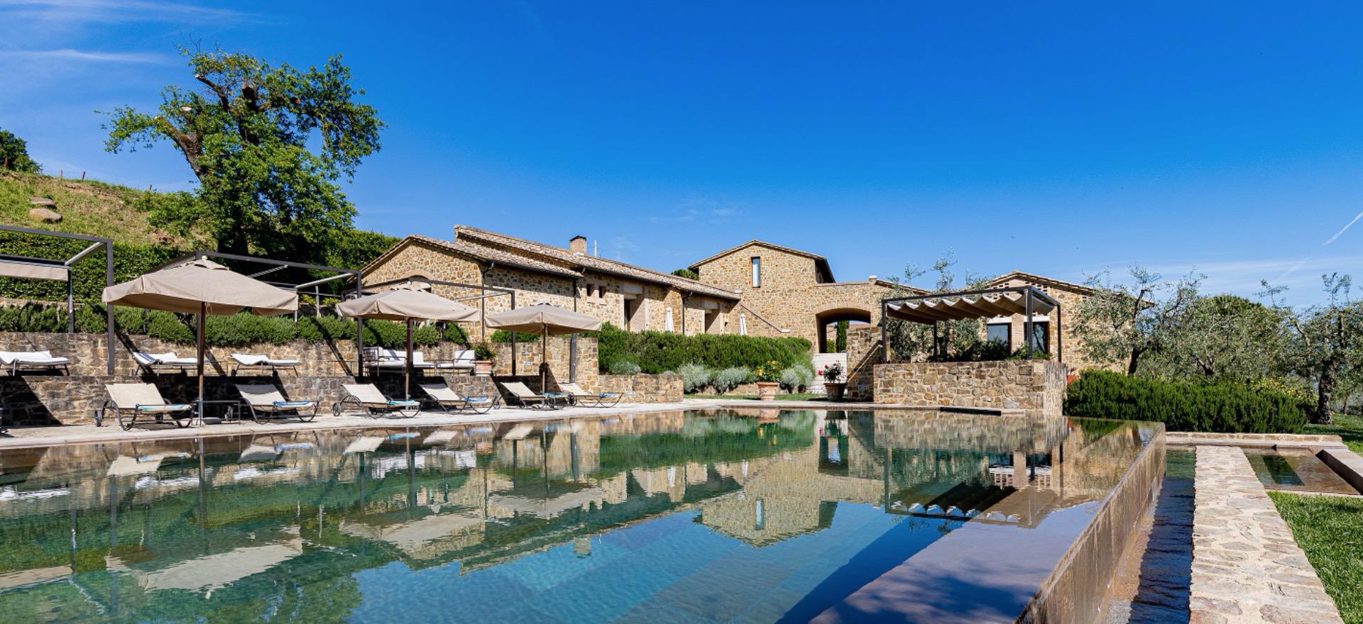 Agriturismo Tuscany Luxury agriturismo amidst the vineyards of the Brunello