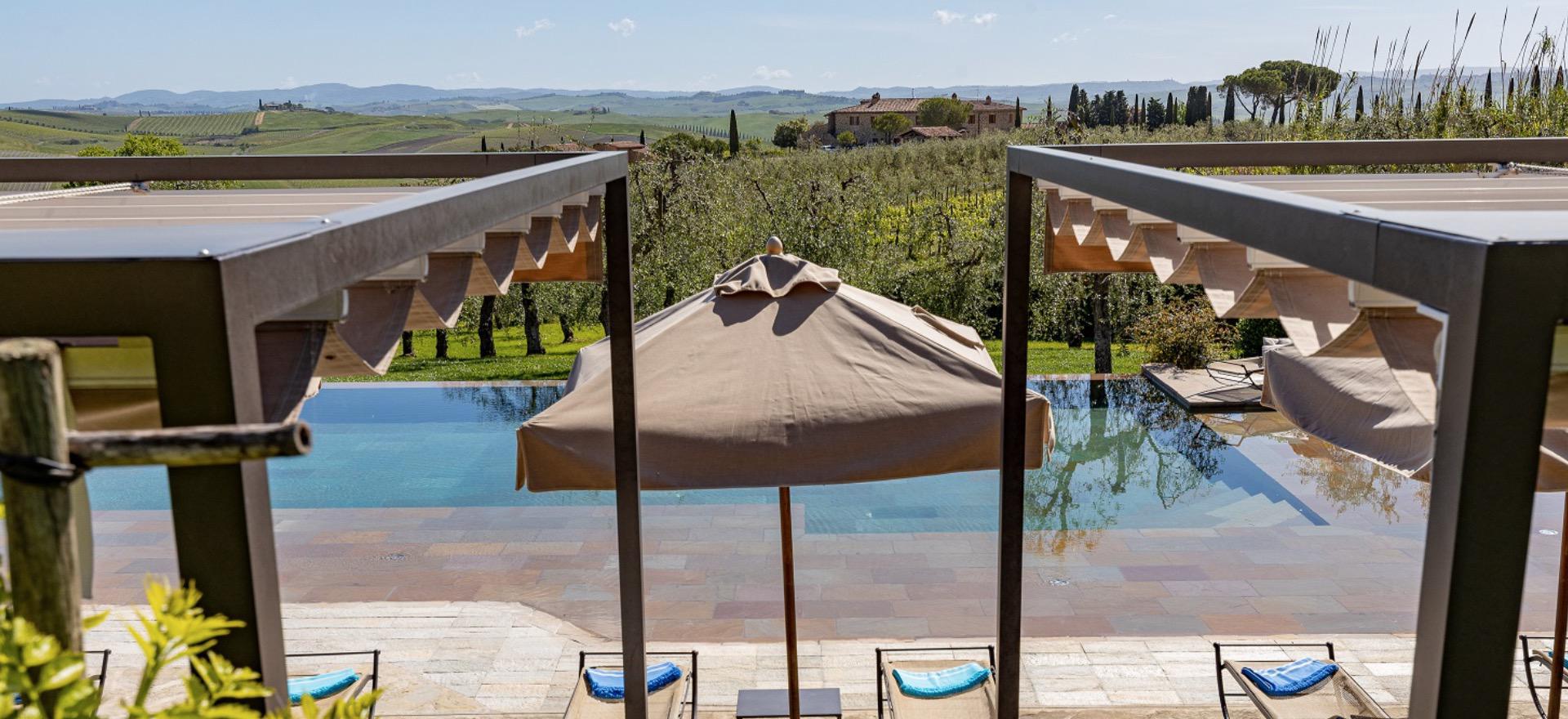Agriturismo Tuscany Luxury agriturismo amidst the vineyards of the Brunello
