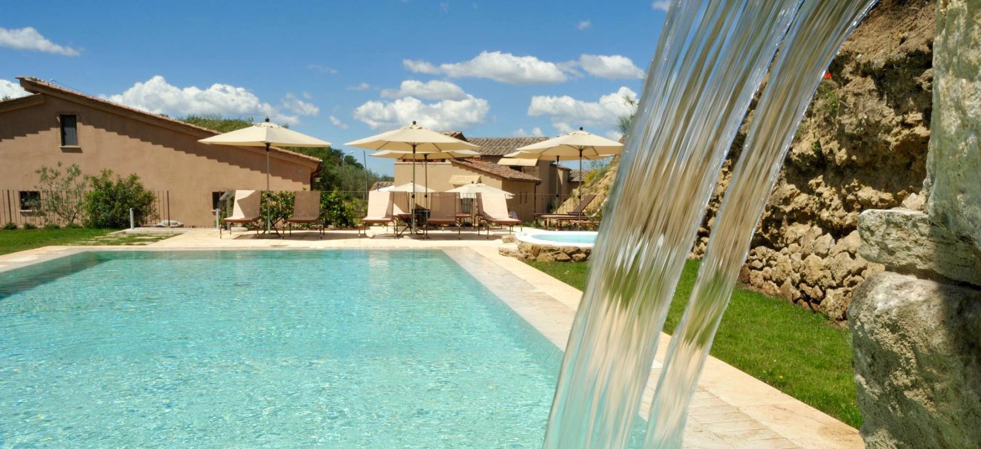 Agriturismo Tuscany Luxury agriturismo between Siena and Arezzo in Tuscany