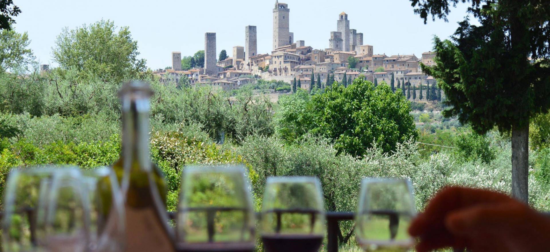 Agriturismo Tuscany Romantic agriturismo with views of San Gimignano