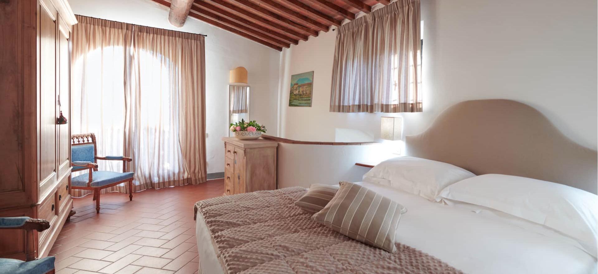 Agriturismo Tuscany Stylish and authentic agriturismo in the Chianti region