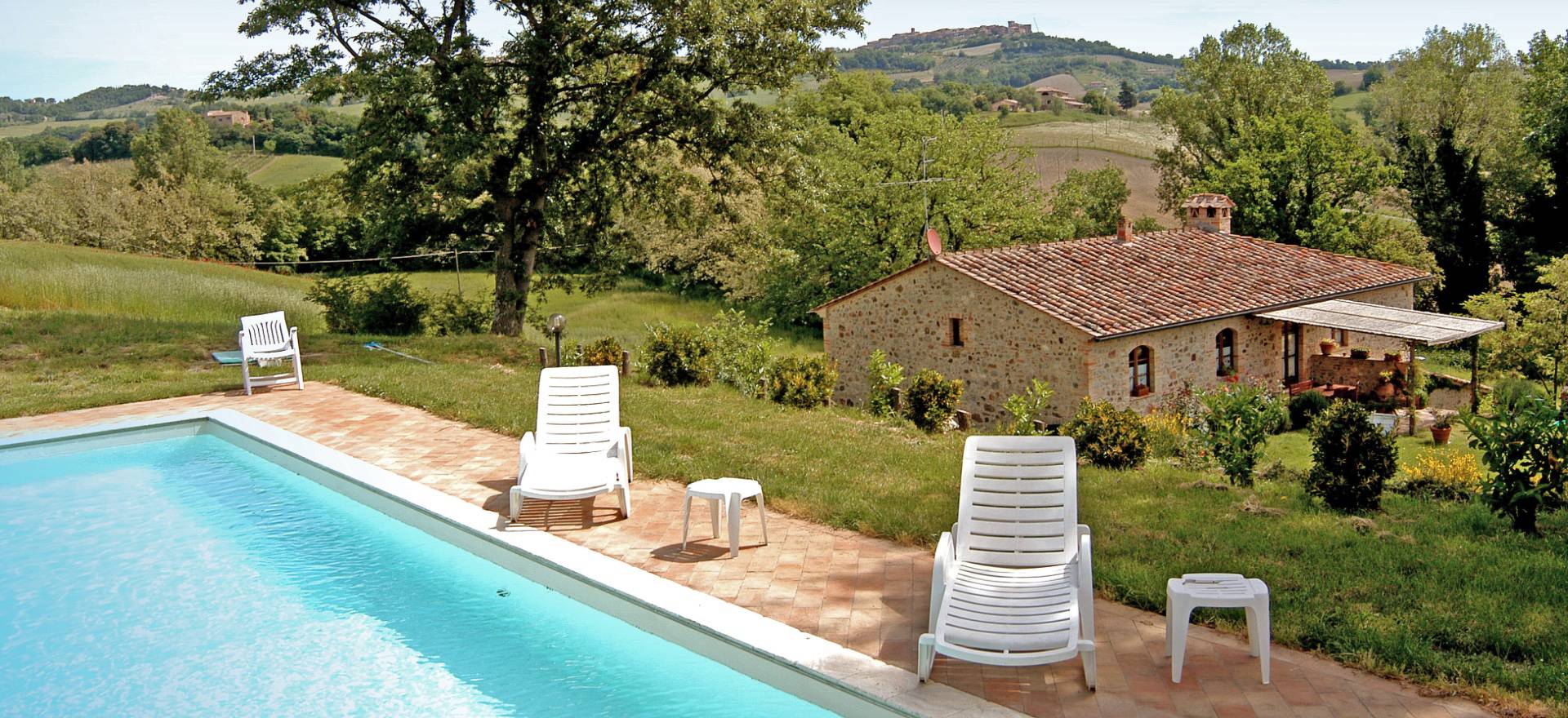 Agriturismo Tuscany Two farmhouses in Tuscany with private swimming pool